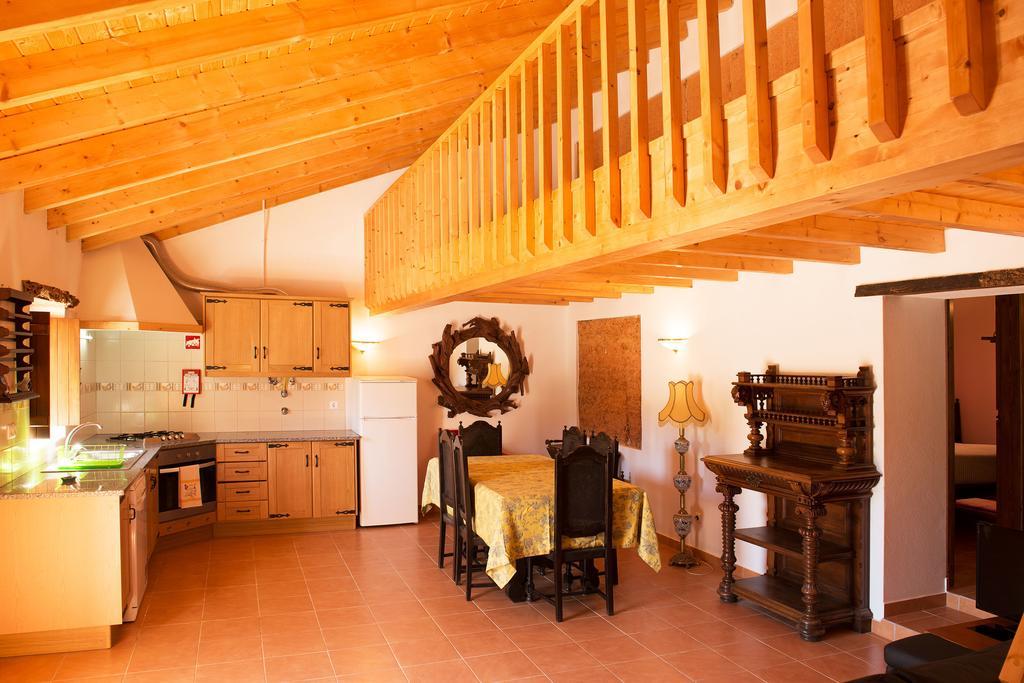 Recanto Da Ribeira Casas De Campo Monchique Zimmer foto