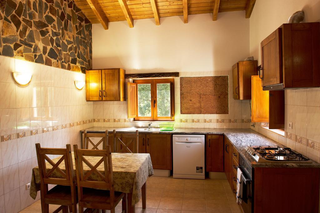Recanto Da Ribeira Casas De Campo Monchique Zimmer foto